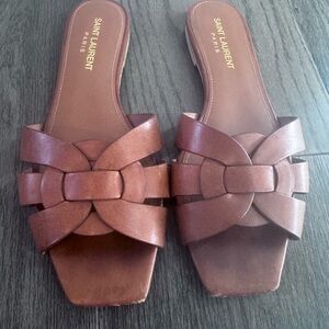 Saint Laurent Tribute Tan Leather Flat Sandals